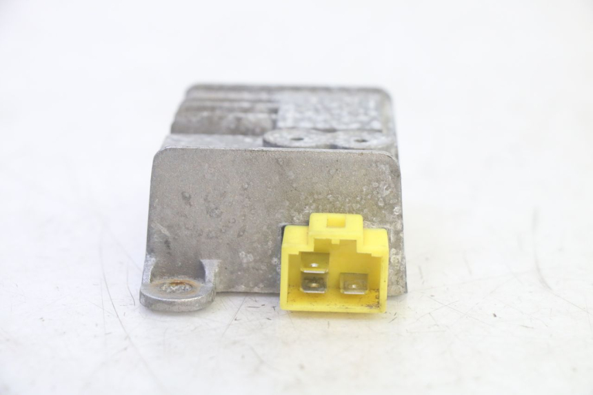 photo de REGLER LICHTMASCHINE EFUN PUSA 1 - Zoom auf Gebrauchszustand