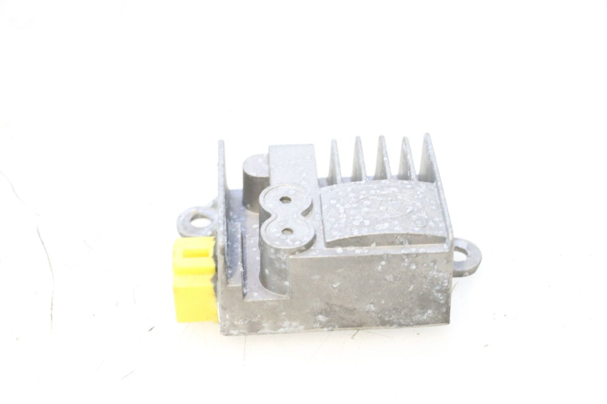 photo de REGLER LICHTMASCHINE EFUN PUSA 1 - Detailansicht des Bauteils