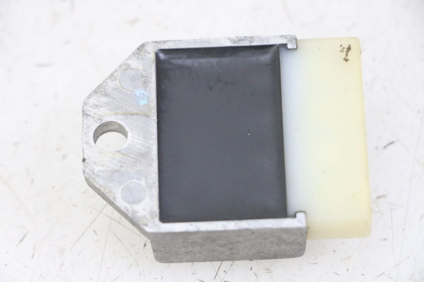 photo de REGLER LICHTMASCHINE APRILIA RALLY AC 50 (1995 - 2004) - Zoom auf Gebrauchszustand