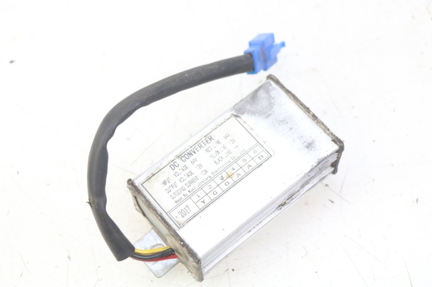 photo de LICHTMASCHINENREGLER RED ELECTRIC RED E PRO 1 (2017 - 2019) - Zoom auf Gebrauchszustand