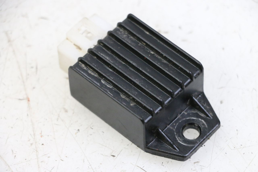 photo de REGLER LICHTMASCHINE APOLLO RFZ 125 - Detailansicht des Bauteils