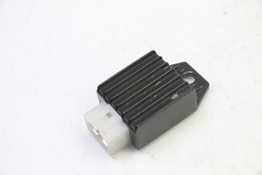 photo de REGLER LICHTMASCHINE APOLLO RFZ 125 - Hauptansicht