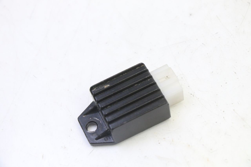 photo de REGLER LICHTMASCHINE APOLLO RFZ 125 - Detailansicht des Bauteils