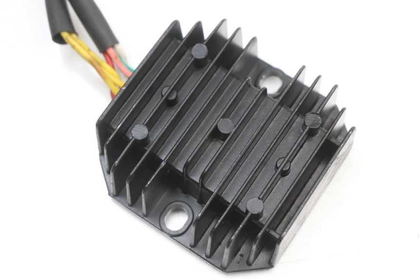 photo de LADEREGLER TNT MOTOR ROMA 10' 4T 50 (2019 - 2022) - Zoom auf Gebrauchszustand