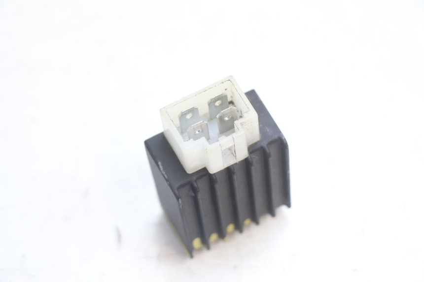 photo de REGLER LICHTMASCHINE TNT MOTOR ROMA 12' 2T 50 (2007 - 2018) - Zoom auf Gebrauchszustand