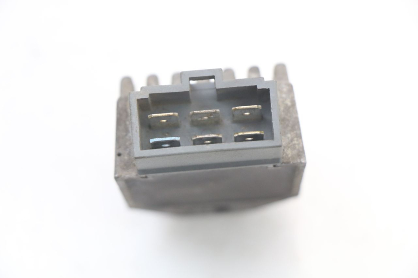 photo de REGLER LICHTMASCHINE APRILIA RS 50 (2006 - 2010) - Zoom auf Gebrauchszustand