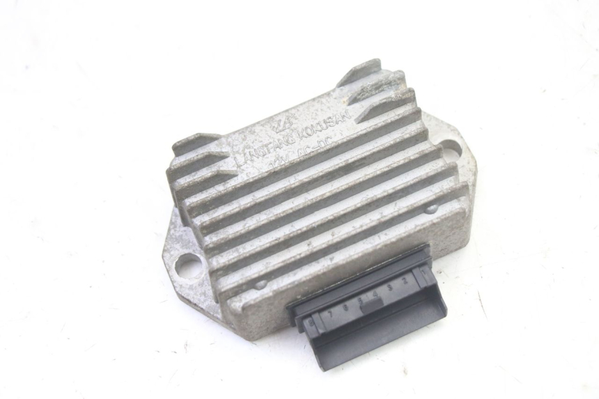 photo de REGLER LICHTMASCHINE GILERA RUNNER SP 50 (2006 - 2008) - Hauptansicht