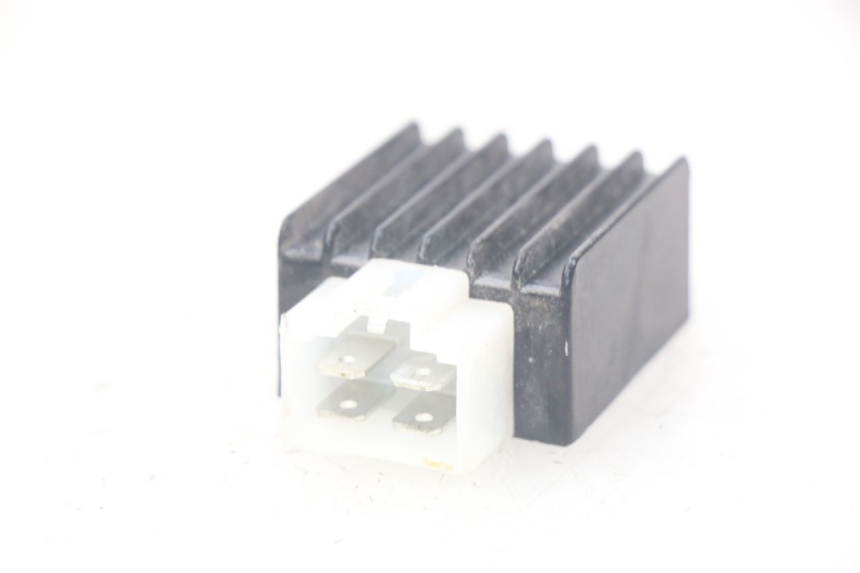 photo de SPANNUNGSREGLER APOLLO RXF 125 - Detailansicht des Bauteils