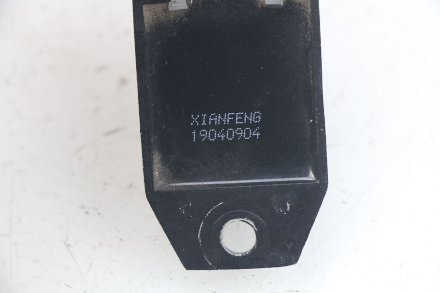 photo de SPANNUNGSREGLER APOLLO RXF 125 - Alternative Perspektive