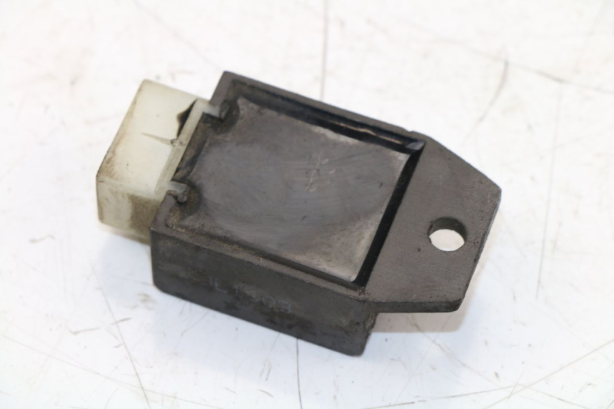 photo de REGLER LICHTMASCHINE DAELIM S4 50 (2010 - 2015) - Alternative Perspektive