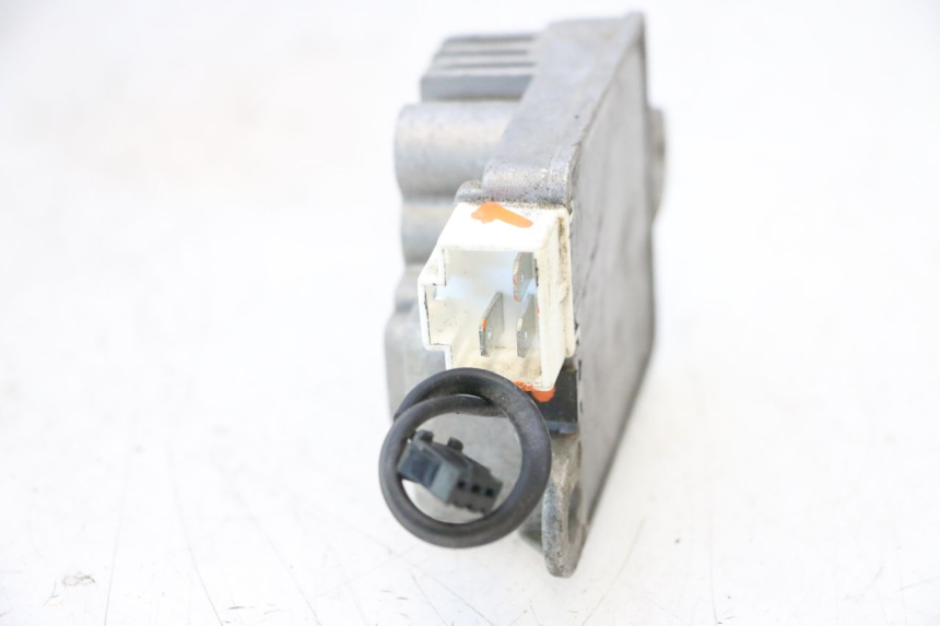 photo de REGLER LICHTMASCHINE BAIKU SAKURA 1 (2021 - 2025) - Zoom auf Gebrauchszustand