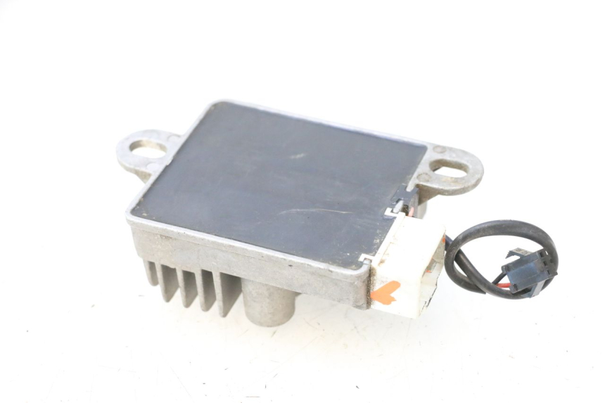 photo de REGLER LICHTMASCHINE BAIKU SAKURA 1 (2021 - 2025) - Gesamtansicht des Produkts