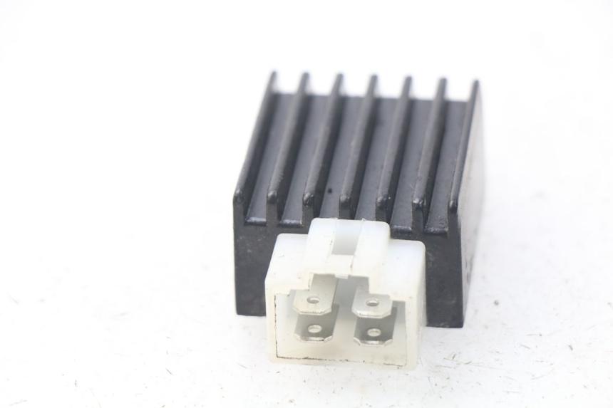 photo de LICHTMASCHINENREGLER JM MOTORS SANTANA 50 (2014 - 2023) - Detailansicht des Bauteils