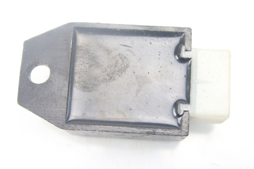 photo de LICHTMASCHINENREGLER JM MOTORS SANTANA 50 (2014 - 2023) - Zoom auf Gebrauchszustand