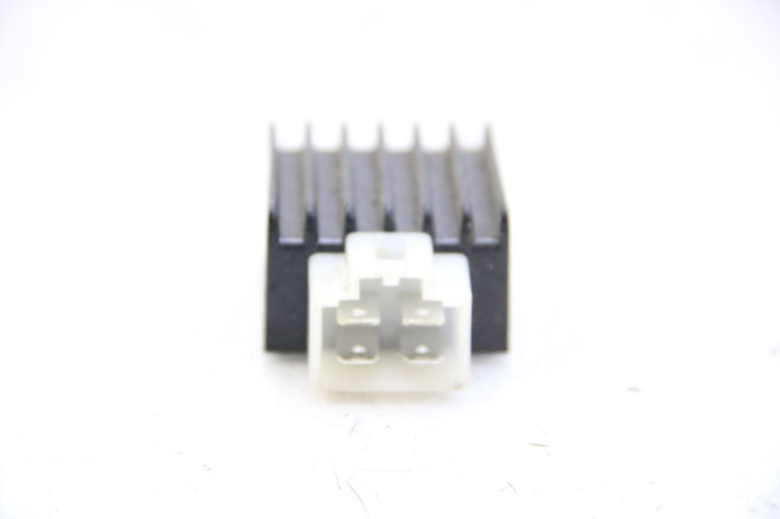 photo de LICHTMASCHINENREGLER JM MOTORS SANTANA 50 (2014 - 2023) - Zoom auf Gebrauchszustand