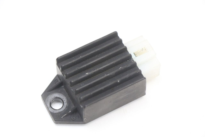 photo de LICHTMASCHINENREGLER JM MOTORS SANTANA 50 (2014 - 2023) - Detailansicht des Bauteils