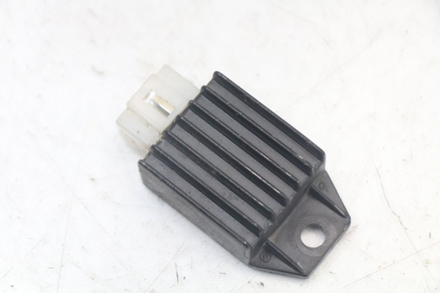 photo de LICHTMASCHINENREGLER JM MOTORS SANTANA 50 (2014 - 2023) - Detailansicht des Bauteils