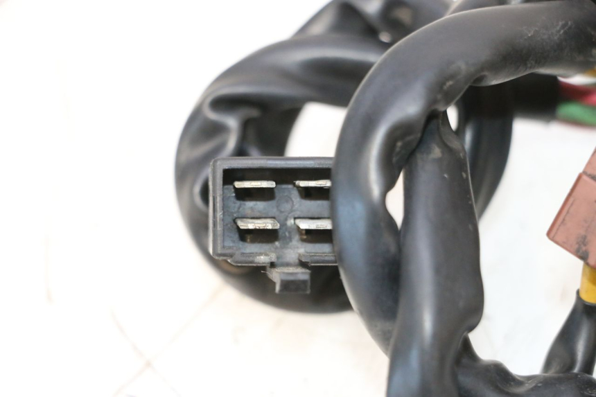 photo de SPANNUNGSREGLER PEUGEOT SATELIS COMPRESSOR K15 125 (2006 - 2009) - Technische Nahaufnahme
