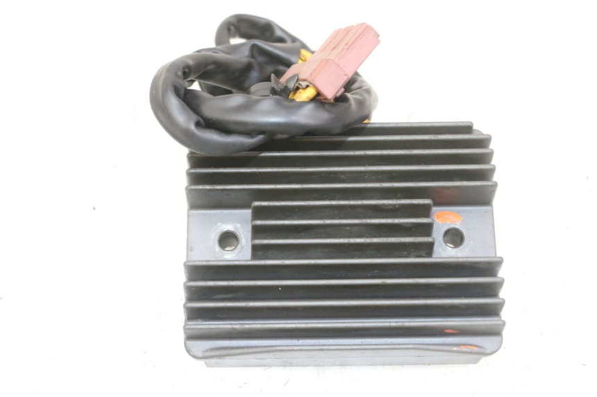 photo de REGLER LICHTMASCHINE PEUGEOT SATELIS 125 (2013 - 2018) - Hauptansicht