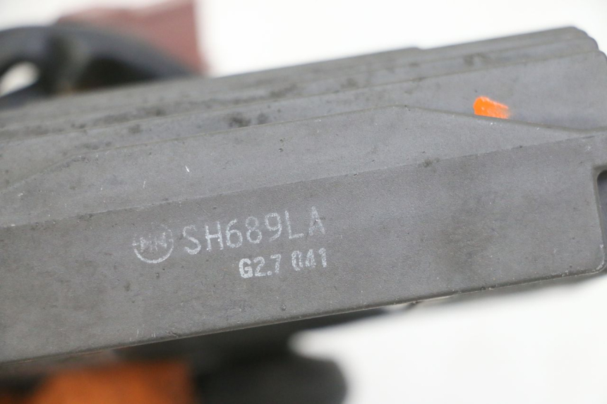 photo de REGLER LICHTMASCHINE PEUGEOT SATELIS 125 (2013 - 2018) - Detailansicht des Bauteils