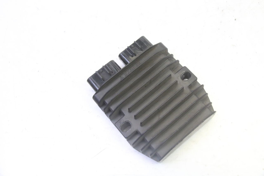 photo de REGLER LICHTMASCHINE PEUGEOT SATELIS 125 (2013 - 2018) - Hauptansicht