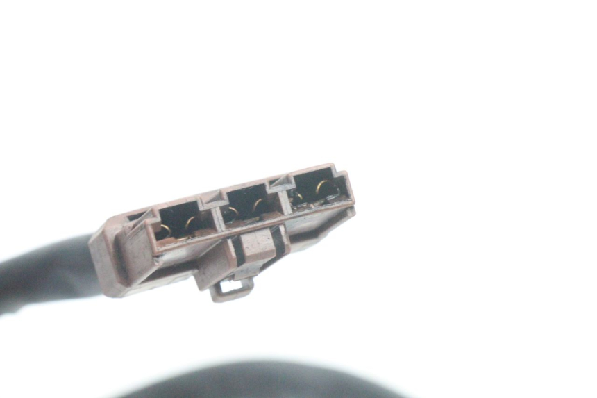 photo de SPANNUNGSREGLER PEUGEOT SATELIS 125 (2006 - 2009) - Details der Befestigungspunkte
