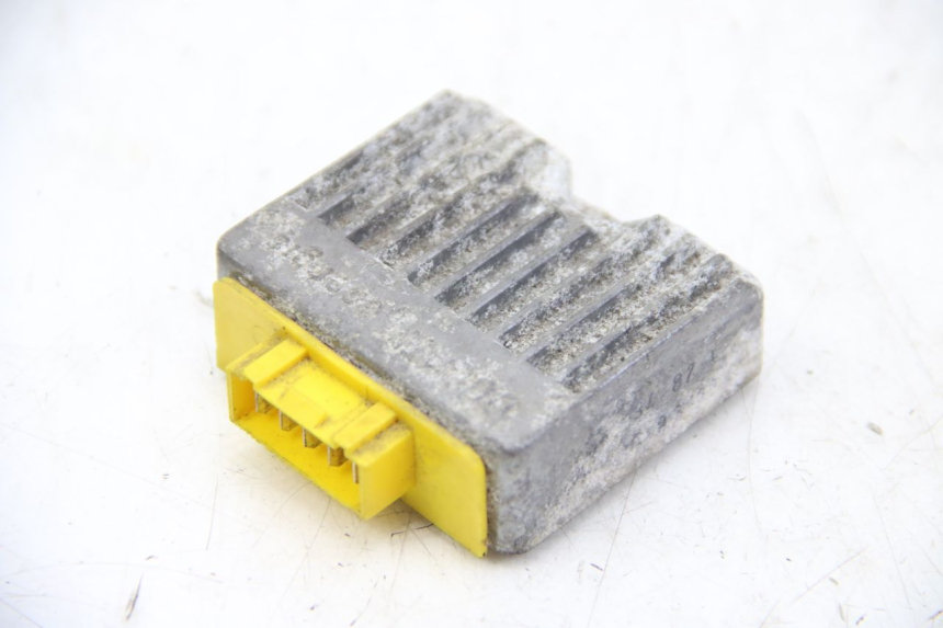 photo de SPANNUNGSREGLER APRILIA SCARABEO 4T 50 (2009 - 2017) - Hauptansicht