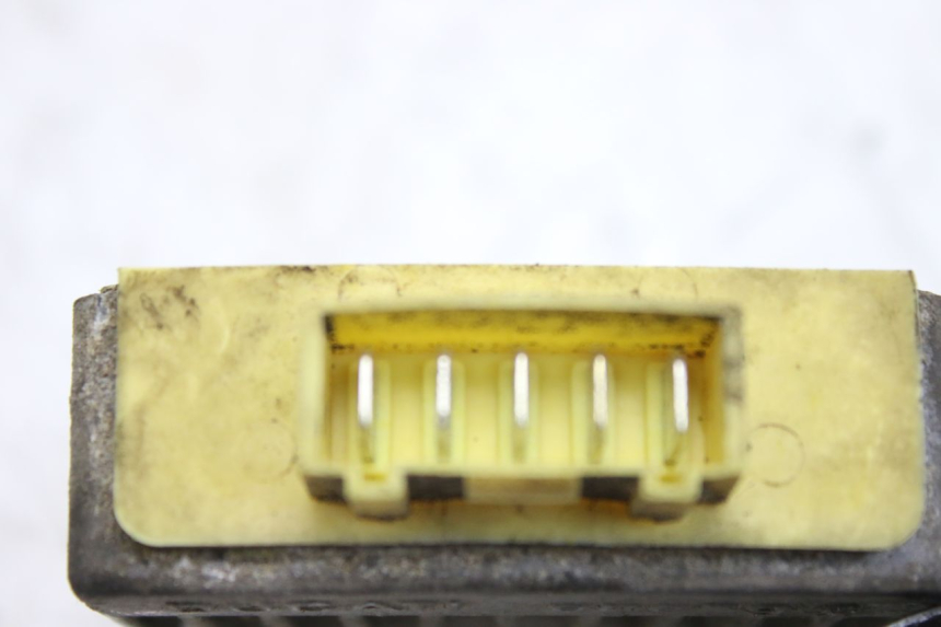 photo de LADEREGLER APRILIA SCARABEO 100 (2003 - 2012) - Zoom auf Gebrauchszustand