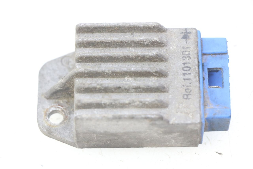 photo de LICHTMASCHINENREGLER DERBI SENDA 50 (2003 - 2005) - Hauptansicht