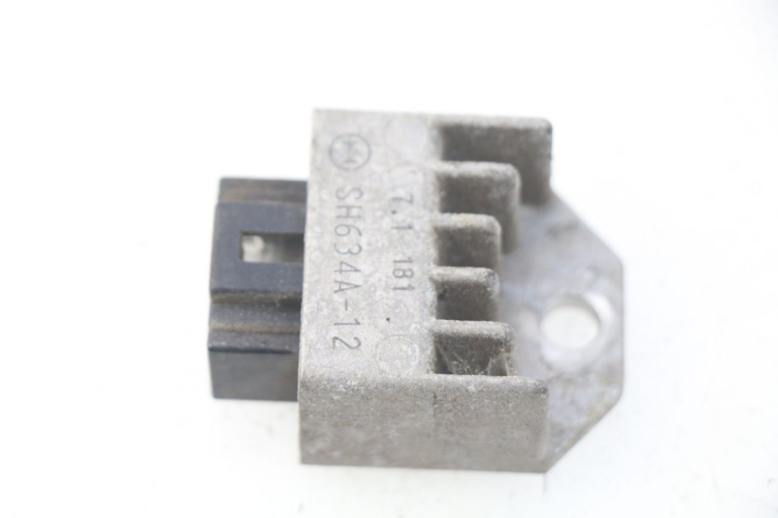 photo de REGLER LICHTMASCHINE HONDA SJ BALI 50 (1996 - 1999) - Hauptansicht