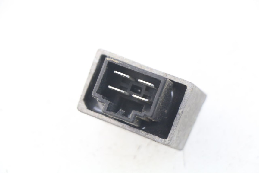 photo de REGLER LICHTMASCHINE HONDA SJ BALI 50 (1996 - 1999) - Detailansicht des Bauteils