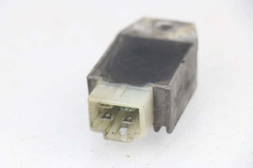 photo de REGLER LICHTMASCHINE PEUGEOT SPEEDFIGHT 2 AC 50 (2000 - 2009) - Detailansicht des Bauteils