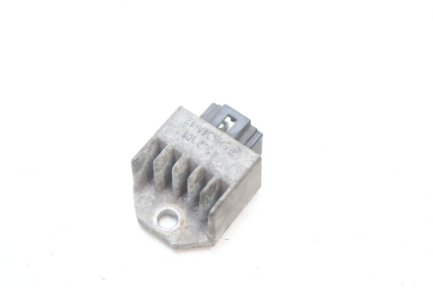 photo de REGLER LICHTMASCHINE PEUGEOT SPEEDFIGHT 2 AC 50 (2000 - 2009) - Detailansicht des Bauteils