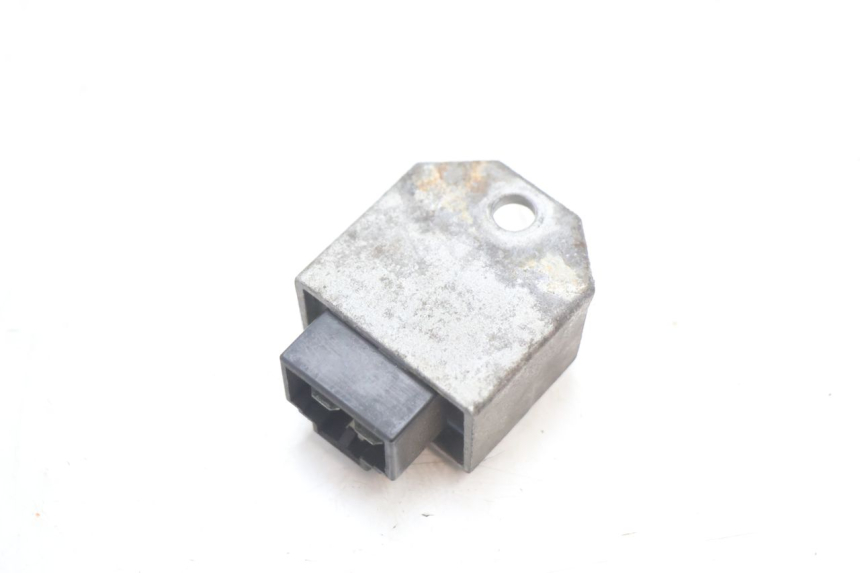 photo de REGLER LICHTMASCHINE PEUGEOT SPEEDFIGHT 2 AC 50 (2000 - 2009) - Alternative Perspektive