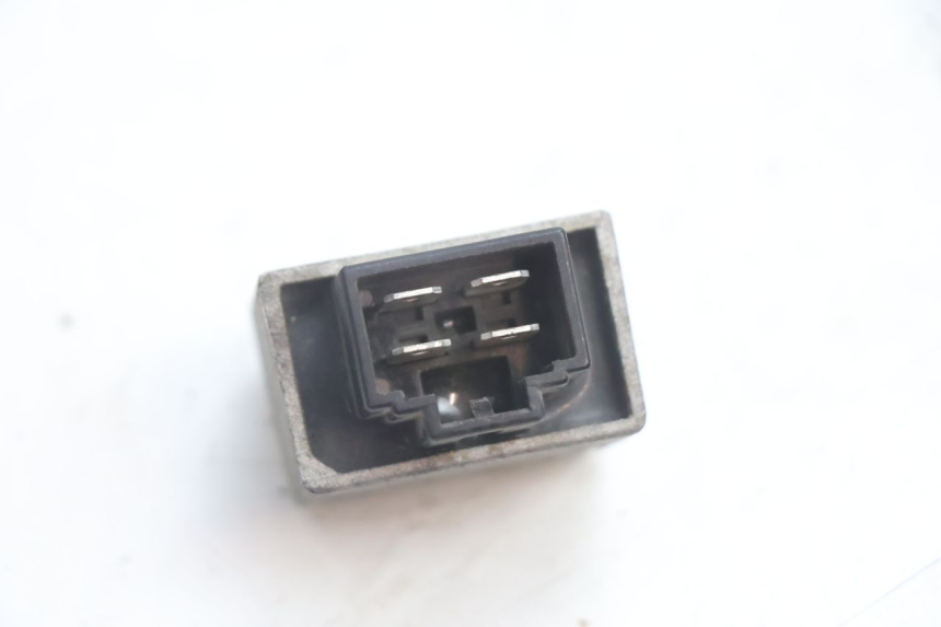 photo de REGLER LICHTMASCHINE PEUGEOT SPEEDFIGHT 2 AC 50 (2000 - 2009) - Alternative Perspektive