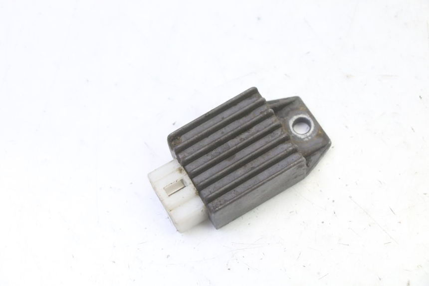 photo de LADEREGLER PEUGEOT SPEEDFIGHT 3 AIR 50 (2009 - 2015) - Hauptansicht