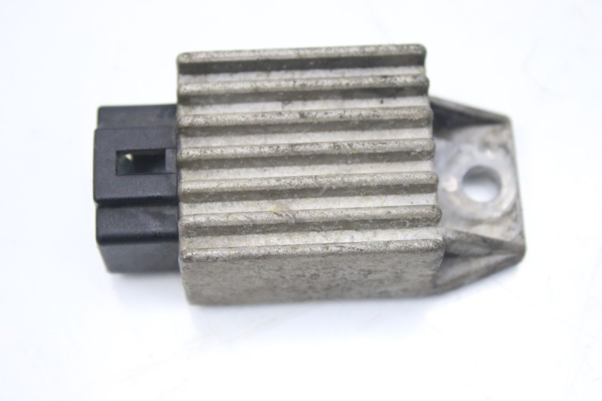 photo de LICHTMASCHINENREGLER PEUGEOT SPEEDFIGHT LC 50 (1996 - 2002) - Hauptansicht