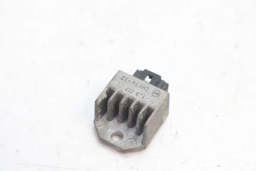 photo de LICHTMASCHINENREGLER PEUGEOT SPEEDFIGHT LC 50 (1996 - 2002) - Detailansicht des Bauteils