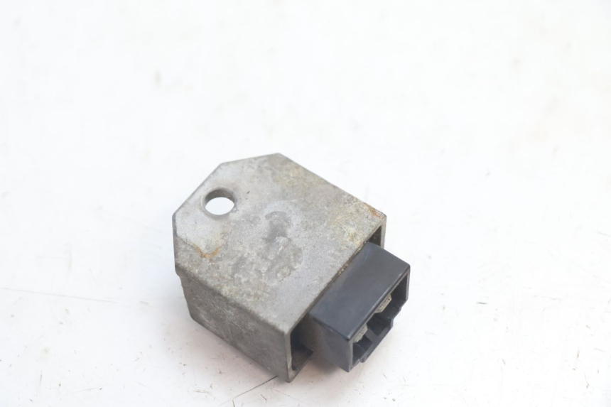 photo de LICHTMASCHINENREGLER PEUGEOT SPEEDFIGHT LC 50 (1996 - 2002) - Zoom auf Gebrauchszustand