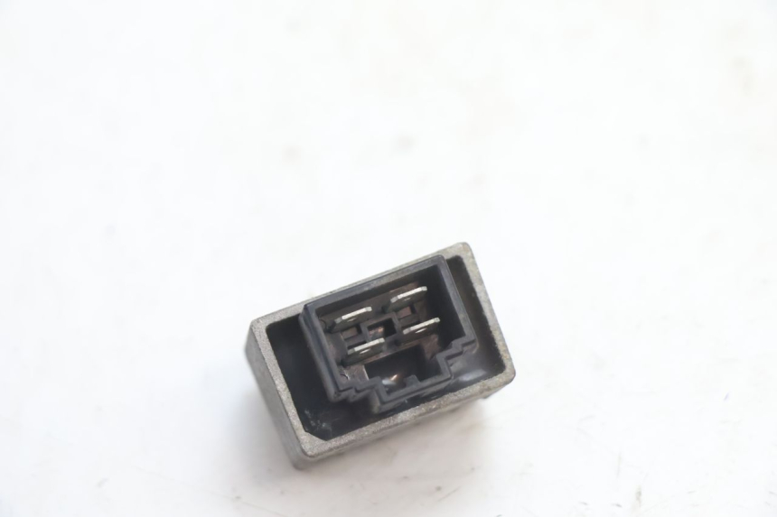 photo de LICHTMASCHINENREGLER PEUGEOT SPEEDFIGHT LC 50 (1996 - 2002) - Alternative Perspektive