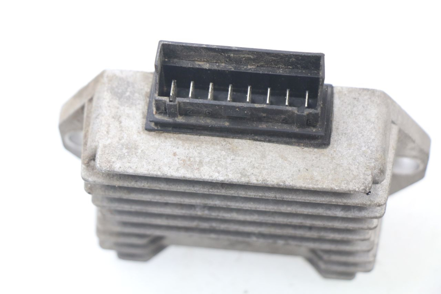 photo de LICHTMASCHINENREGLER APRILIA SR 2T 50 (2012 - 2017) - Alternative Perspektive