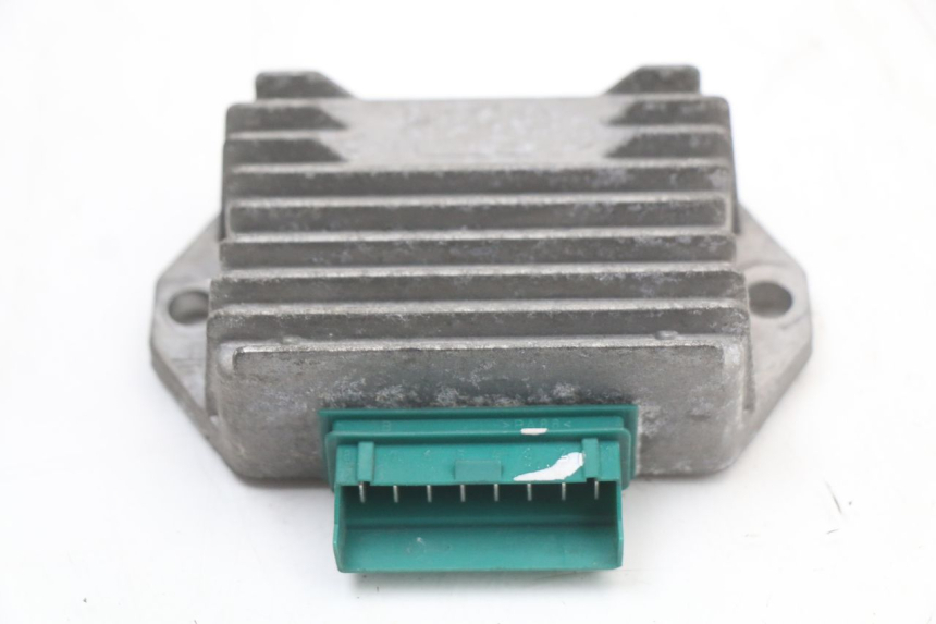 photo de REGLER LICHTMASCHINE APRILIA SR CARB LC 2T 50 (2004 - 2012) - Detailansicht des Bauteils