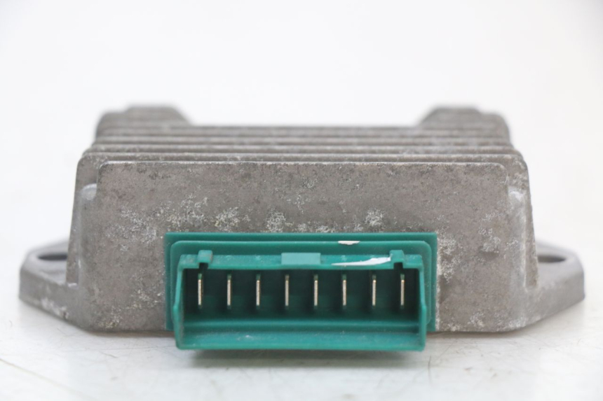 photo de REGLER LICHTMASCHINE APRILIA SR CARB LC 2T 50 (2004 - 2012) - Zoom auf Gebrauchszustand