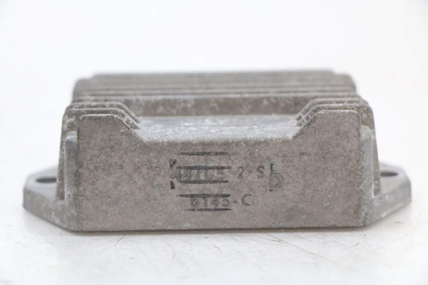 photo de REGLER LICHTMASCHINE APRILIA SR CARB LC 2T 50 (2004 - 2012) - Alternative Perspektive