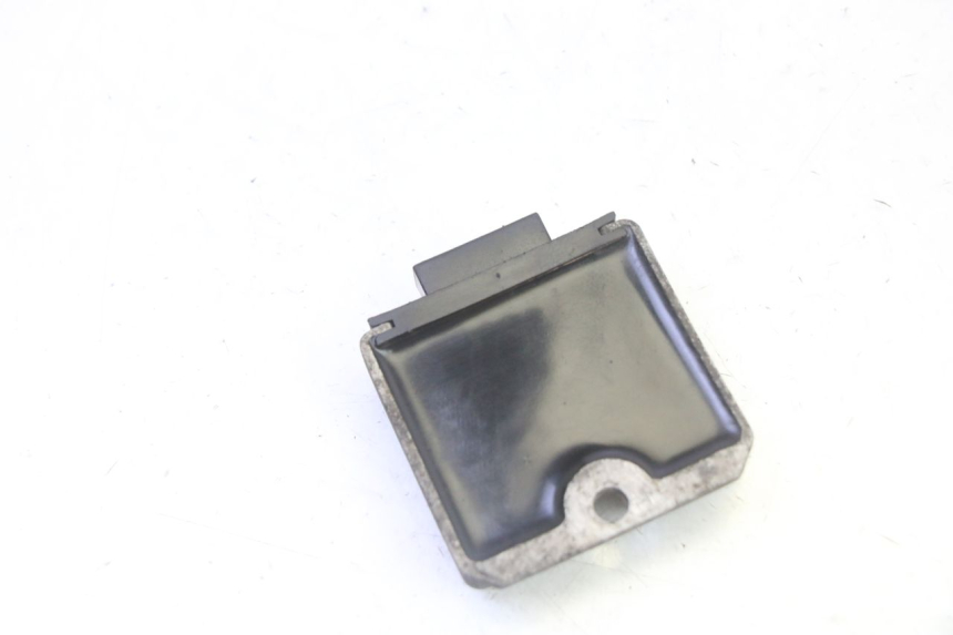 photo de LICHTMASCHINENREGLER APRILIA SR R 2T LC 50 (2018 - 2021) - Zoom auf Gebrauchszustand