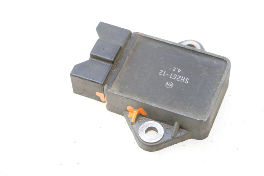photo de REGLER LICHTMASCHINE HONDA ST PAN EUROPEAN 1100 (1990 - 2002) - Hauptansicht