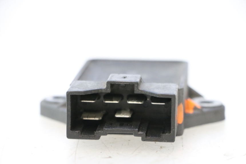 photo de REGLER LICHTMASCHINE HONDA ST PAN EUROPEAN 1100 (1990 - 2002) - Zoom auf Gebrauchszustand