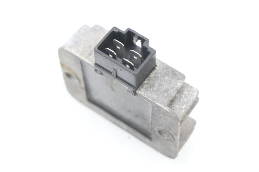 photo de REGLER LICHTMASCHINE JM MOTORS SUNNY 50 (2017 - 2020) - Zoom auf Gebrauchszustand