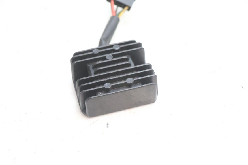 photo de REGLER LICHTMASCHINE KYMCO SUPER 8 2T 50 (2007 - 2013) - Detailansicht des Bauteils