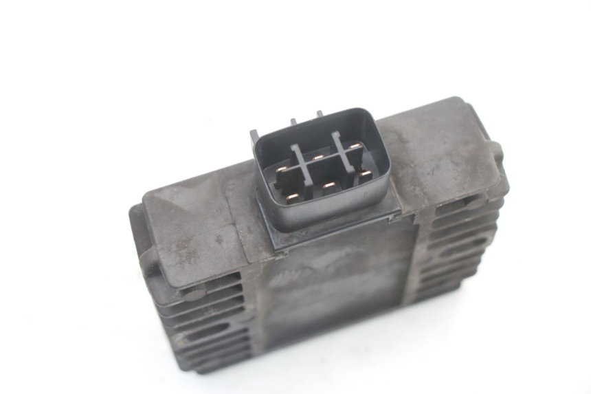 photo de REGLER LICHTMASCHINE SUZUKI BURGMAN 125 (2018 - 2021) - Zoom auf Gebrauchszustand